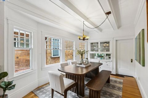 Photo of 3215 Liberty Ave Ave, Alameda, CA 94501 (MLS # 41112754) Photo of 3215 Liberty Ave Ave, Alameda, CA 94501 (MLS # 41112754)