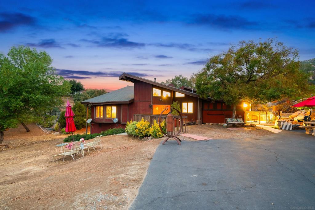 2410 Mount Elena Way