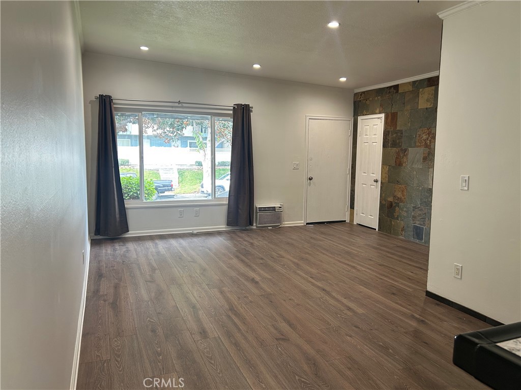 2100 N Derek Drive B