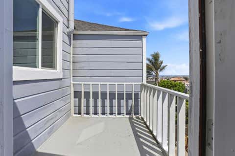 Tiny photo for 291 Raymond Avenue, San Francisco, CA 94134 (MLS # ML82049930)