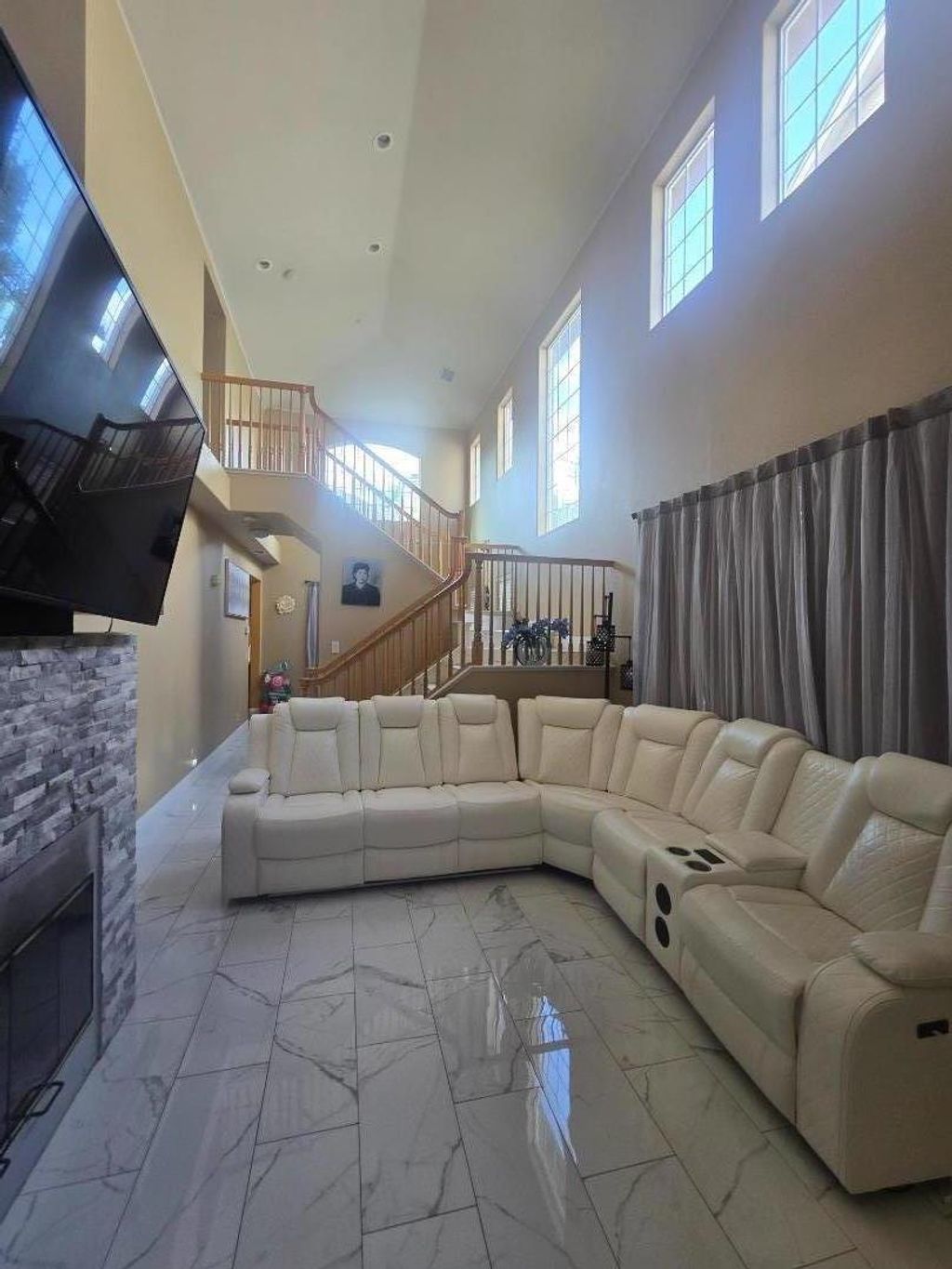 Photo of 1958 Bradbury, Salinas, CA 93906 (MLS # ML82024817)
