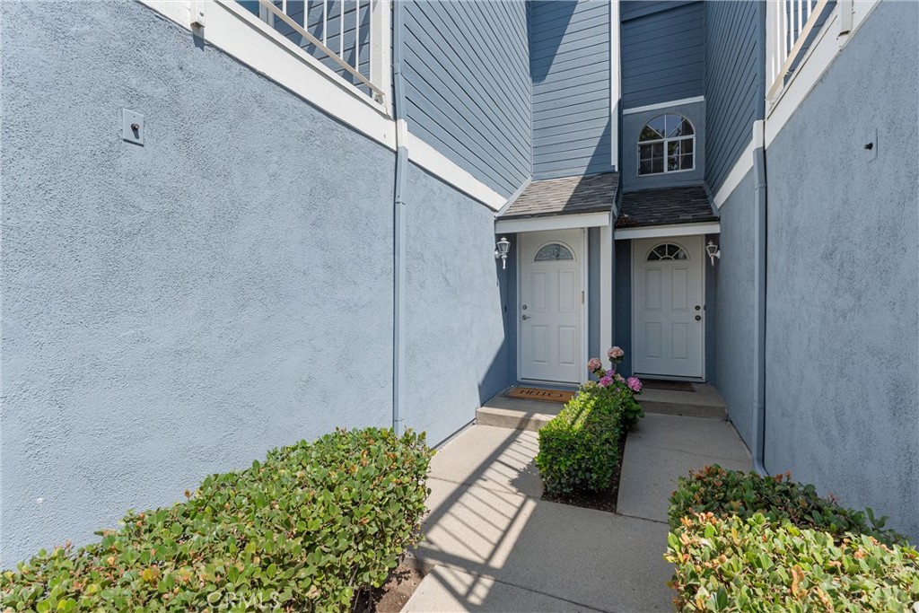 140 N Glendora Avenue