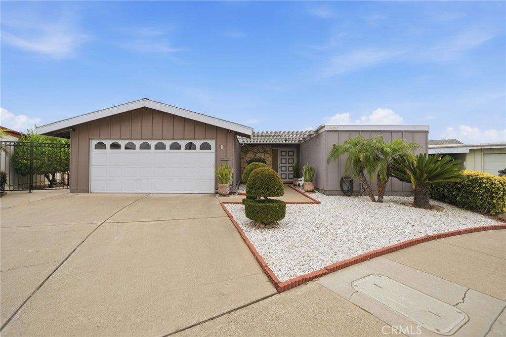 14352 Kipling Lane, Tustin CA 92780 - Photo 1