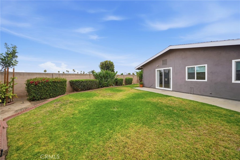 14352 Kipling Lane, Tustin CA 92780 - Photo 31