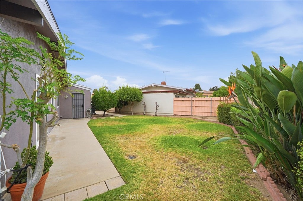 14352 Kipling Lane, Tustin CA 92780 - Photo 33