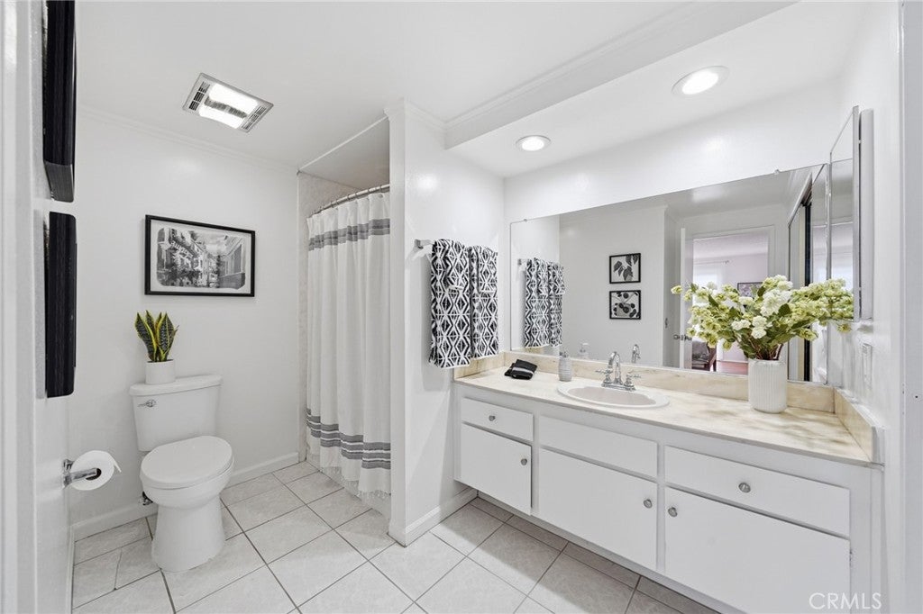 14352 Kipling Lane, Tustin CA 92780 - Photo 10