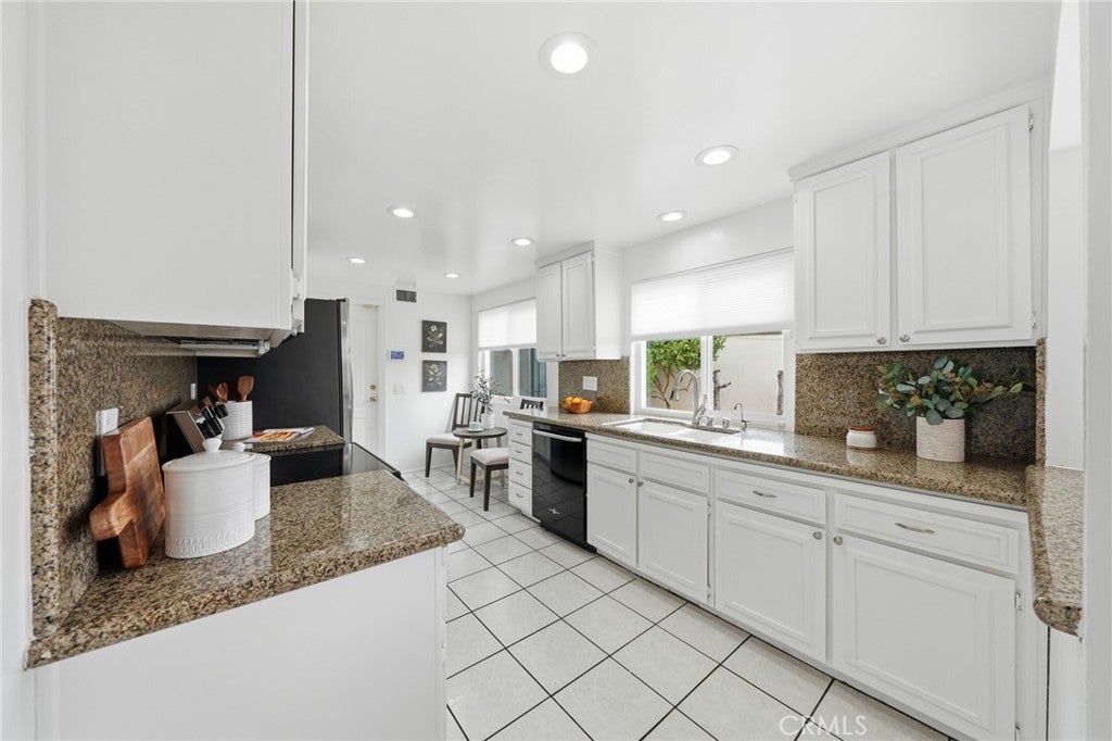 14352 Kipling Lane, Tustin CA 92780 - Photo 28