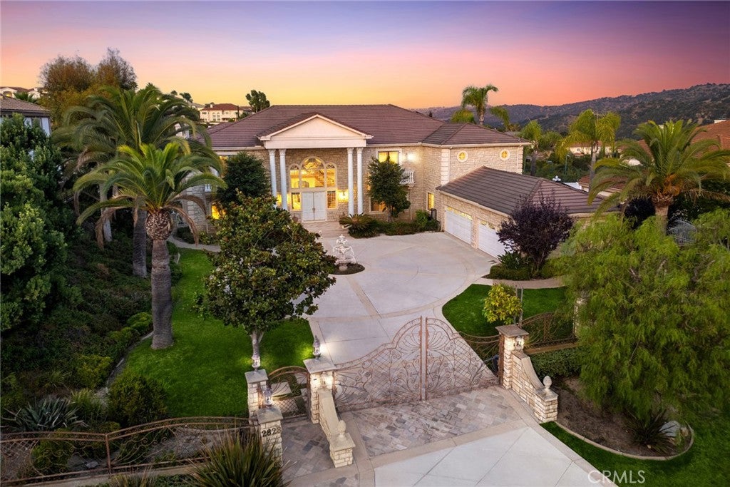 2828 Water Course Drive
