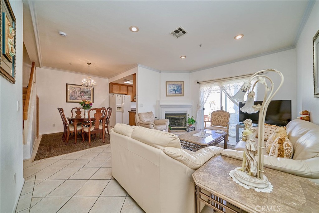 9008 Primavera Lane