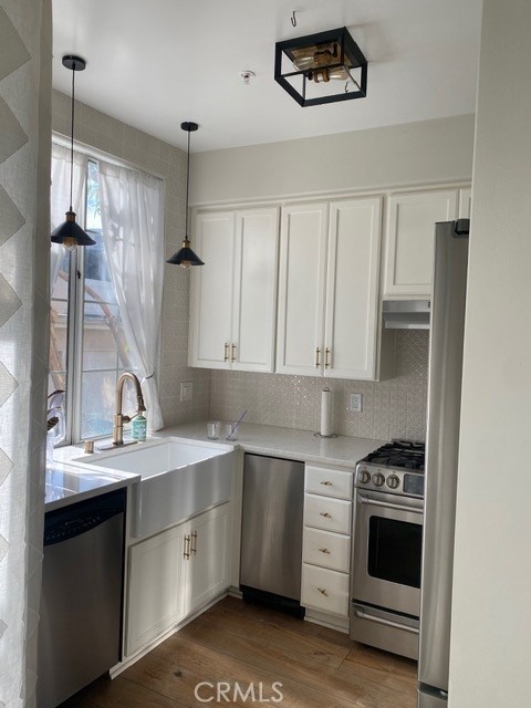 2101 E 15th 8