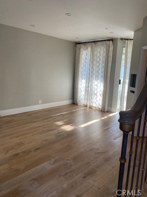 2101 E 15th 8
