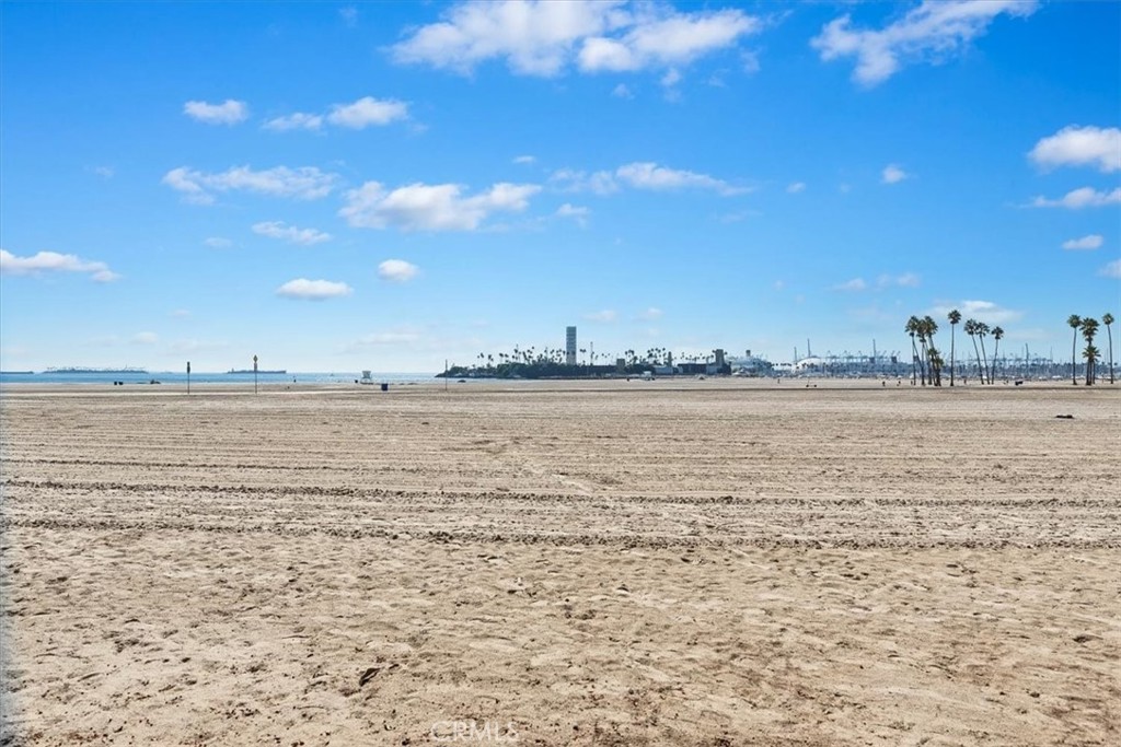 Alamitos Beach (AB) - Residential
