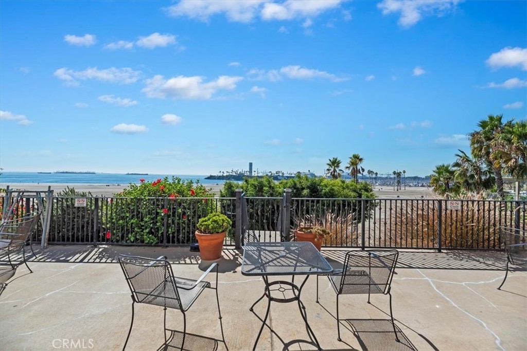 Alamitos Beach (AB) - Residential