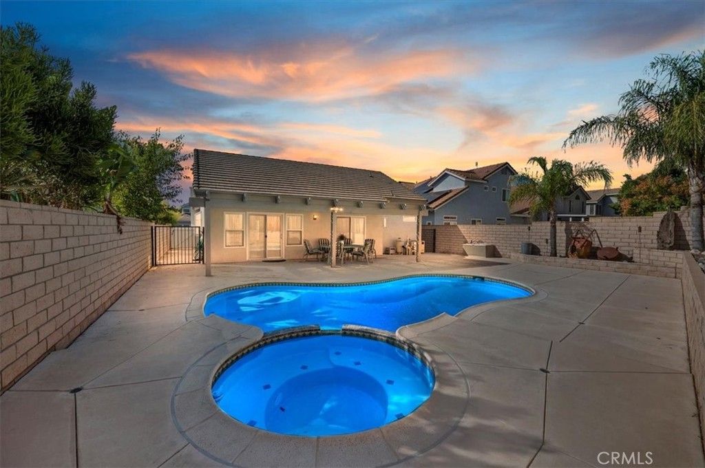 Photo of 19966 Westerly Dr, Riverside, CA 92508 (MLS # IV25245794)