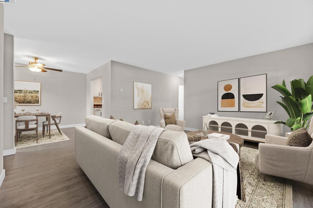 FLORESTA GARDENS - Residential