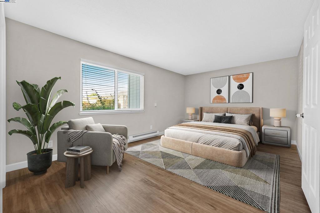 FLORESTA GARDENS - Residential