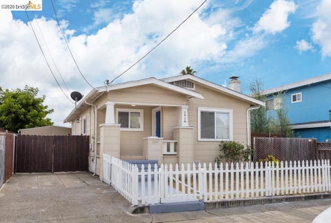 Photo of 1918 62Nd Ave AVE, Oakland, CA 94621 (MLS # 41147640)