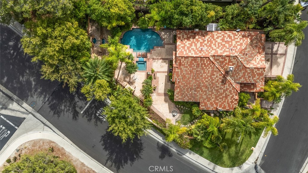 22122 Brookpine