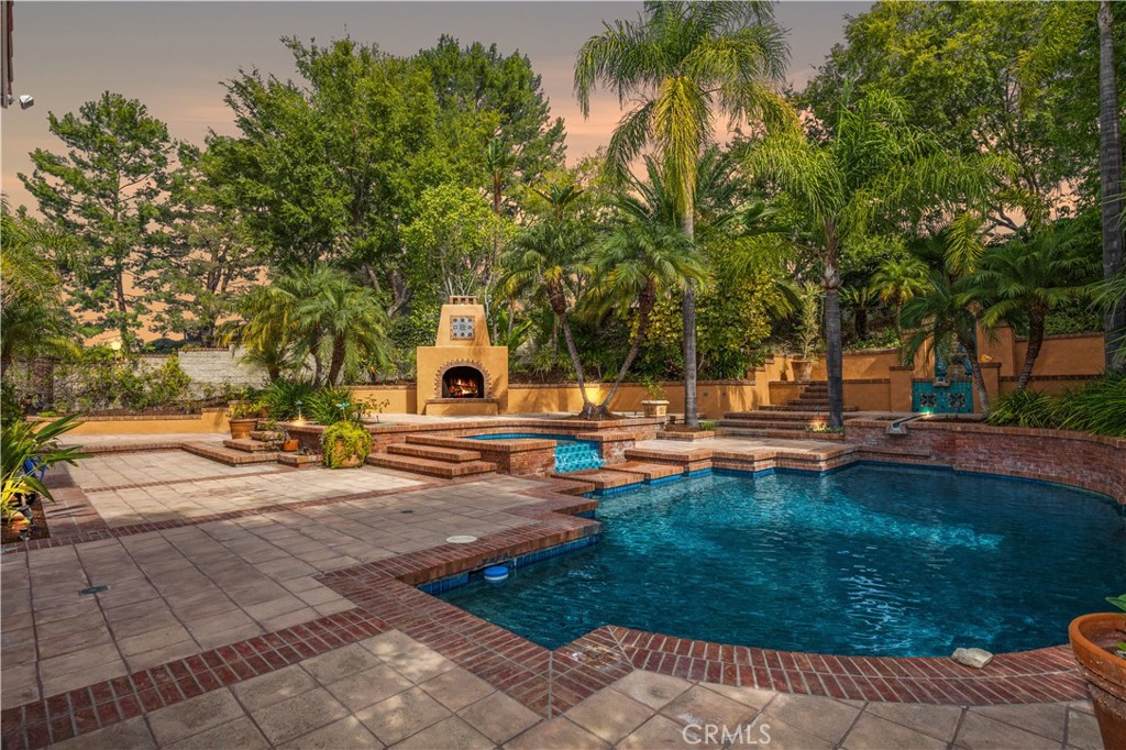 22122 Brookpine