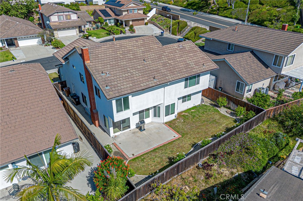 2106 Greenwood Court