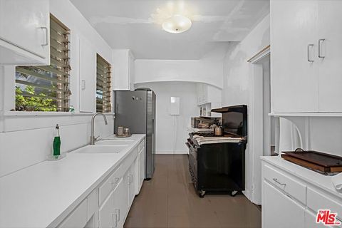 Tiny photo for 2138 Holmby Avenue, Los Angeles, CA 90025 (MLS # 26798745)