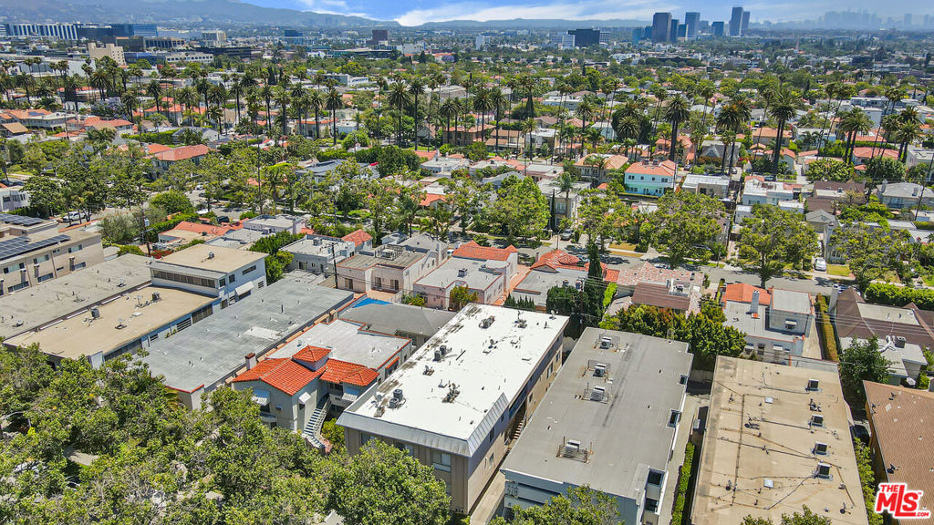 324 S Rexford Drive