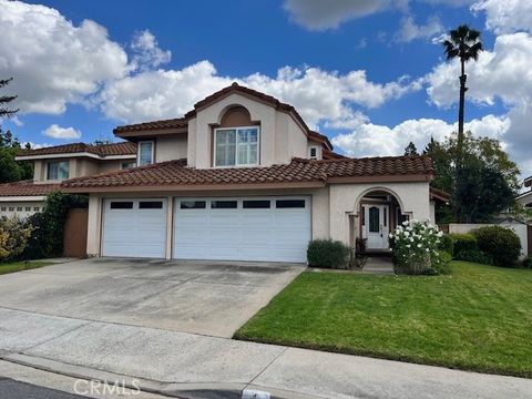 Photo of 8 Camellia, Rancho Santa Margarita, CA 92688 (MLS # OC26110179)