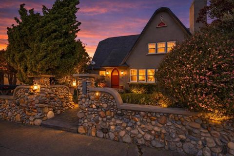 Photo of 410 Pine Avenue, Pacific Grove, CA 93950 (MLS # ML82041058)