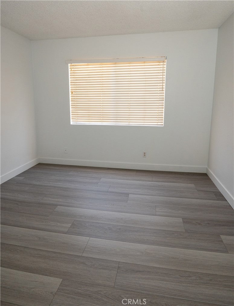 1500 W Edgehill 40