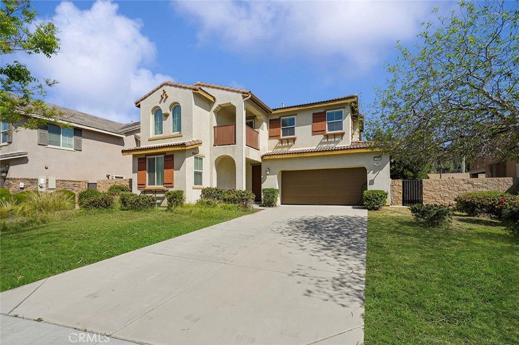 Photo of 12936 Canopy Court, Rancho Cucamonga, CA 91739 (MLS # AR26080434)