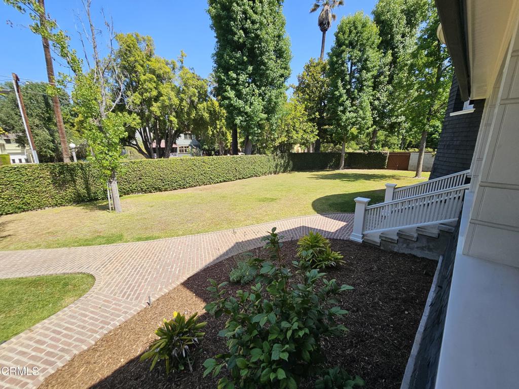 252 Congress Place