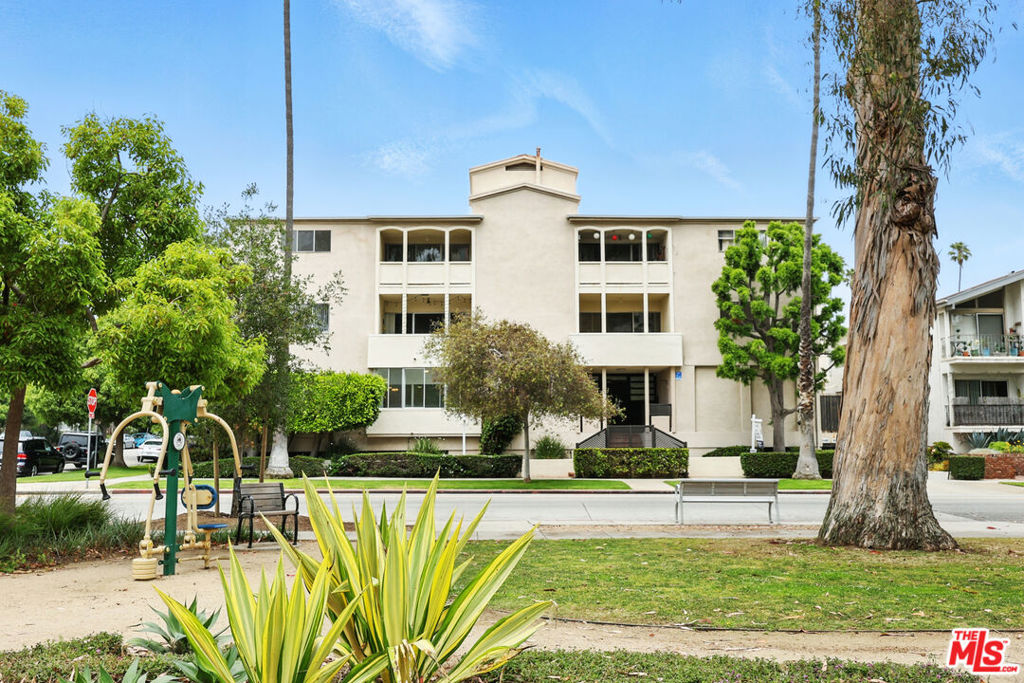 Nestled in the heart of Santa Monica, this stunning 2-bedroom, 2-bathroom condo offers an exceptional opportunity to enjoy coastal living at its finest. Located just moments from the iconic Third Street Promenade, the stylish shops and dining of Montana Avenue, and the breathtaking waves of the Pacific, this residence offers an unrivaled location with easy access to Wilshire Boulevard and the vibrant energy of Santa Monica. The bright, front-facing corner unit is thoughtfully designed with an open floor plan that seamlessly connects the living, dining, and kitchen areas, creating an ideal space for both relaxing and entertaining. Recent upgrades include sleek marble flooring and luxurious countertops in the kitchen, complemented by beautiful hardwood floors throughout. The spacious primary bedroom features an en-suite bath and walk-in closet, offering a private retreat. Step out onto the enclosed patio to enjoy tranquil park views, or take advantage of the community's amenities, including secure, gated parking. Situated directly across from Christine Emerson Reed Park, you'll have access to playgrounds, basketball courts, and the Santa Monica Tennis Academy. With no rent control, this property presents a perfect opportunity for both investors and owner-users. Experience the ultimate in coastal living this prime location won't last long!