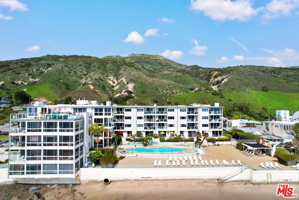 Photo of 22548 Pacific Coast Highway #403, Malibu, CA 90265 (MLS # 25603035)