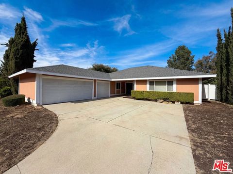 Photo of 1640 Aspen Grove Lane, Diamond Bar, CA 91765 (MLS # 26672371)