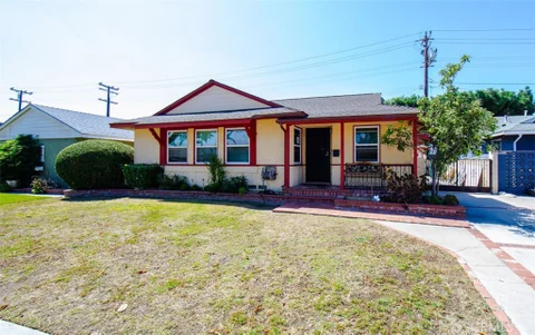 100 W Barclay St, Long Beach, CA 90805 - MLS#: RS26166769