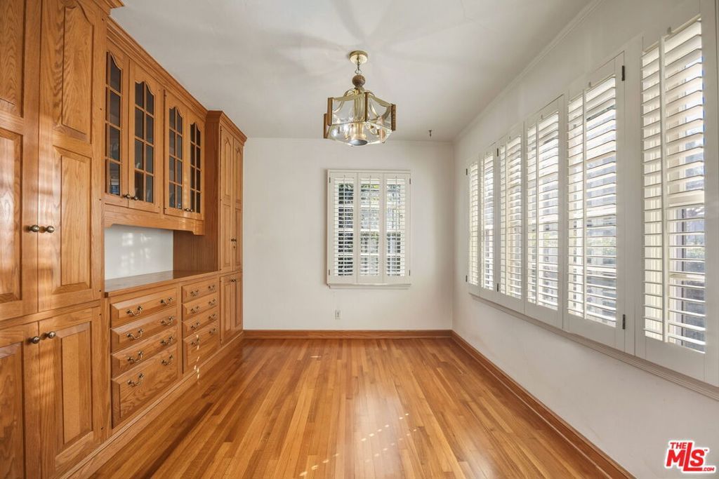 Photo of 943 Princeton Street, Santa Monica, CA 90403 (MLS # 26640549)