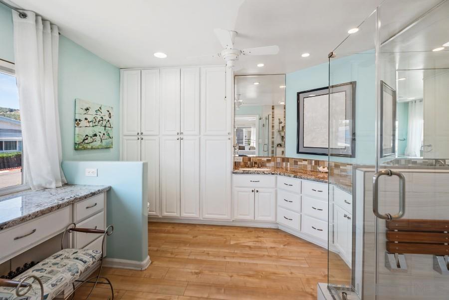 North Escondido - Manufactured In Park