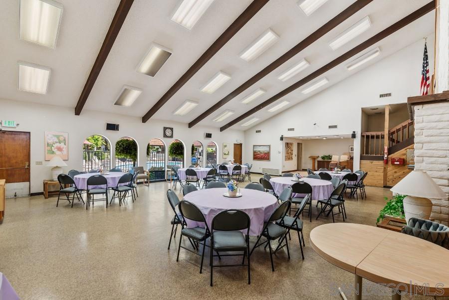 North Escondido - Manufactured In Park