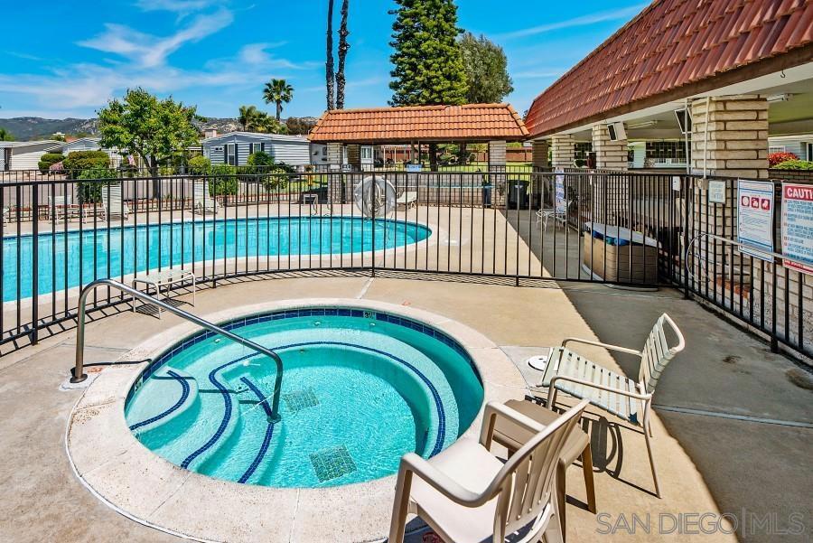 North Escondido - Manufactured In Park