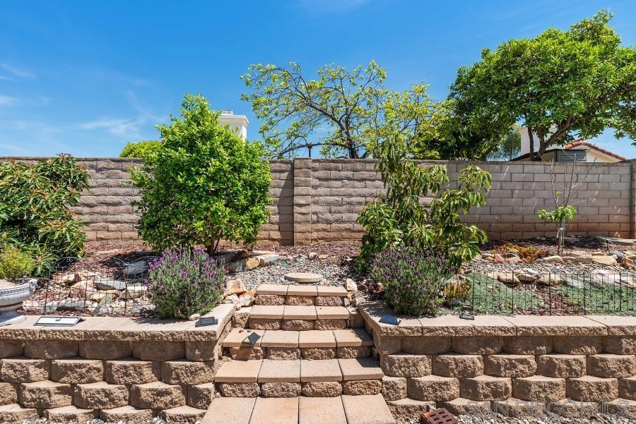 North Escondido - Manufactured In Park