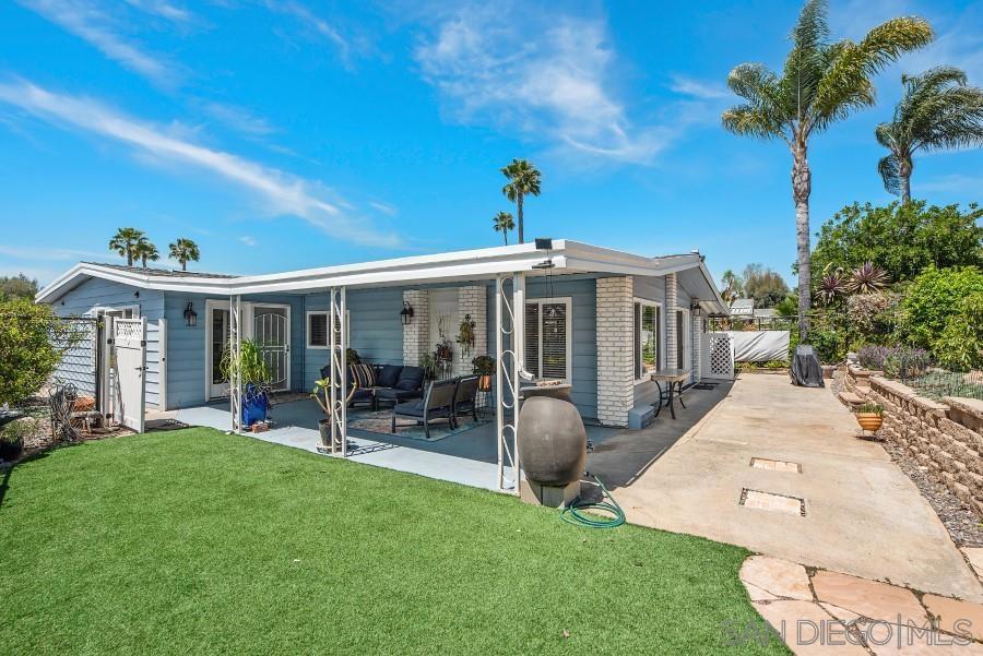 North Escondido - Manufactured In Park