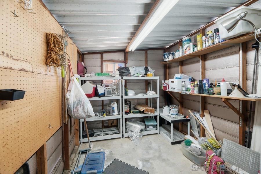 North Escondido - Manufactured In Park