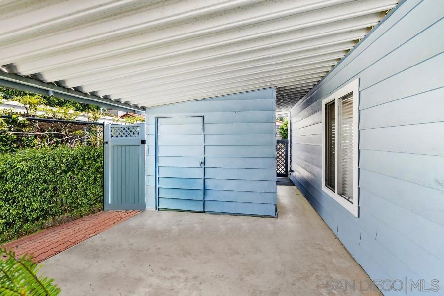 North Escondido - Manufactured In Park