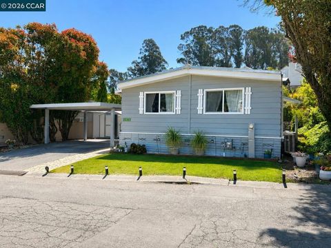 Photo of 54 Kay Dr, Vallejo, CA 94590 (MLS # 41136789)