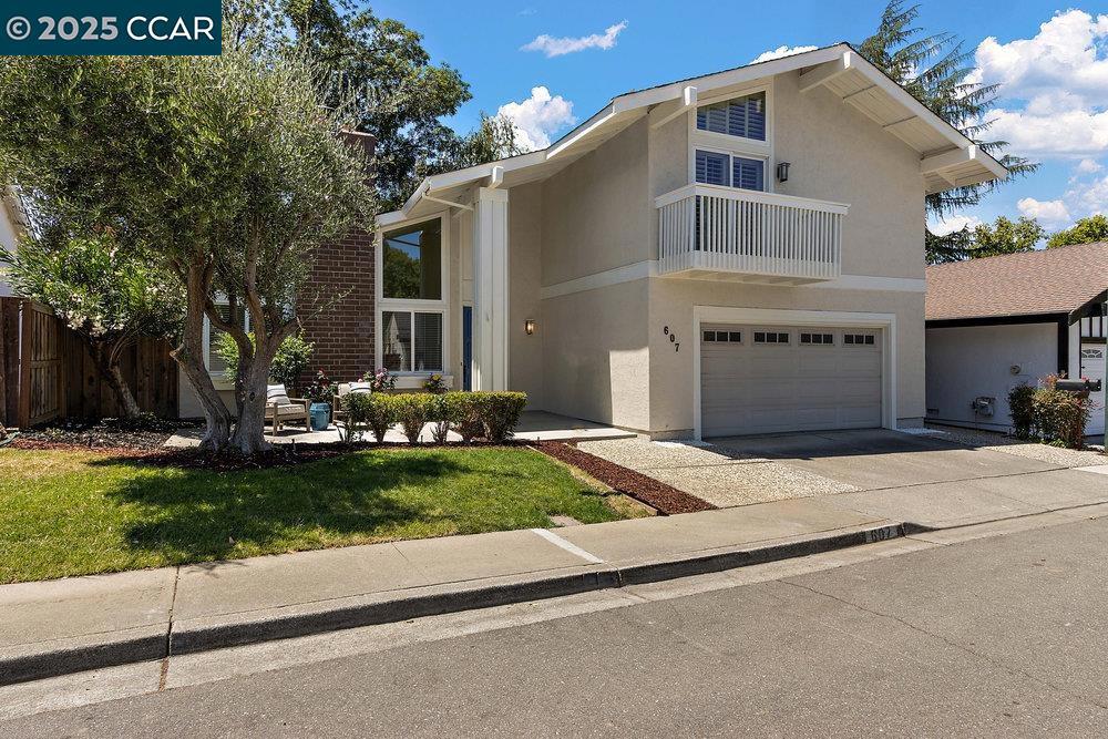Owned Solar! Stunning Renovated Northgate Home w/ Arbolado Park Views! Completely renovated home in the sought-after Northgate area, directly across from Arbolado Park! This 4-bed, 2.5-bath gem features a flowing floor plan, vaulted ceilings, and park views. Freshly painted interior/exterior, hardwood flooring, and recessed lighting throughout. Gorgeous kitchen with brand-new stainless steel appliances, custom cabinetry, and sleek countertops. Spacious primary suite and three additional rooms at upper level. Updated landscaping includes new sod, fencing, fresh mulch, and flowering plants. Enjoy the lush backyard—ideal for entertaining. Additional features: OWNED SOLAR system, gated community pool, walking trails, sport courts. Top-rated schools (Northgate High), nearby Boundary Oaks Golf Course, Lime Ridge trails, and shopping at The Orchards. Move-in ready + prime location—don’t miss this one!