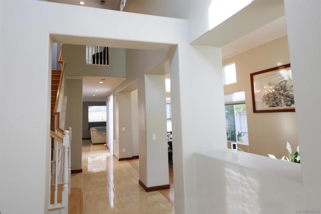1175 SANTA OLIVIA RD