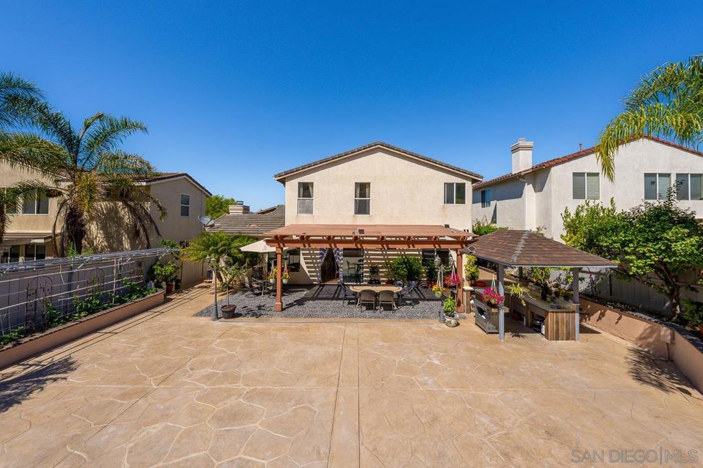 1175 SANTA OLIVIA RD