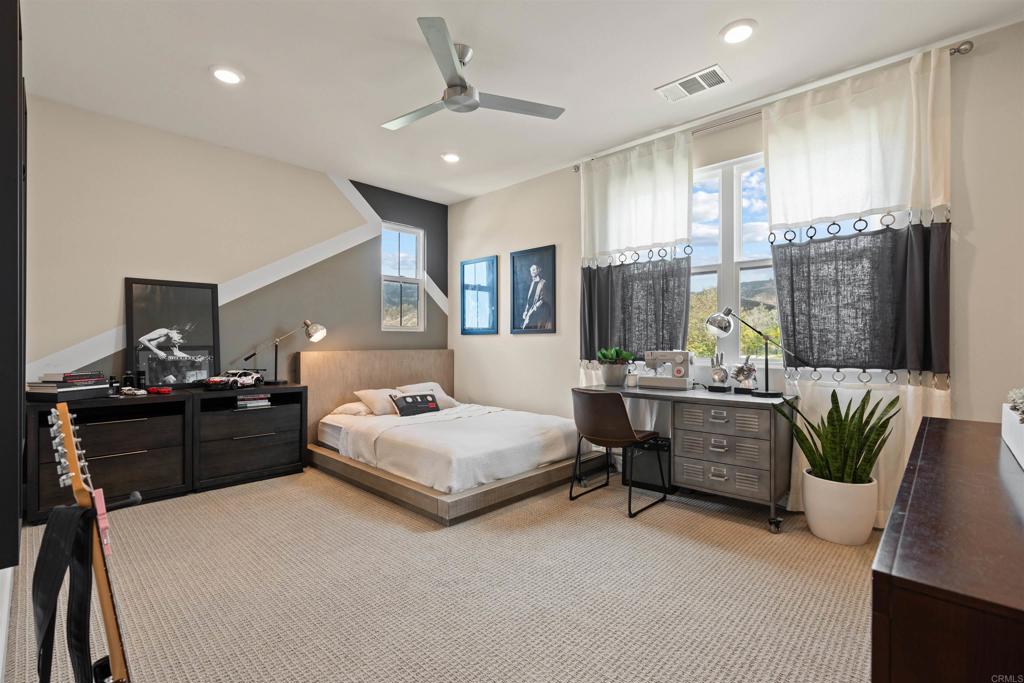 The Lakes (LK) - Residential