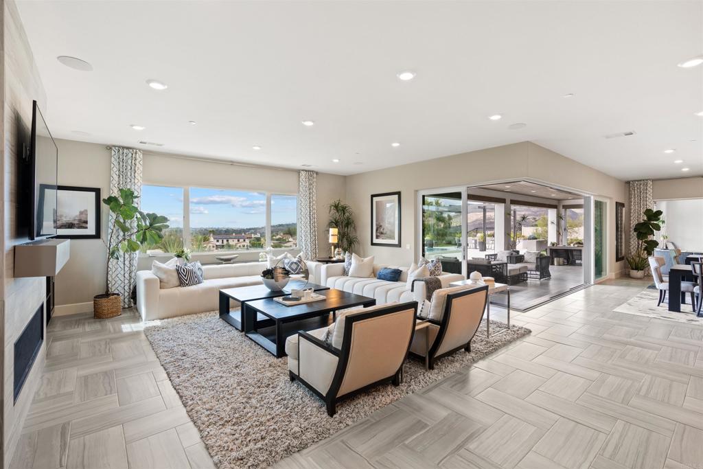 The Lakes (LK) - Residential
