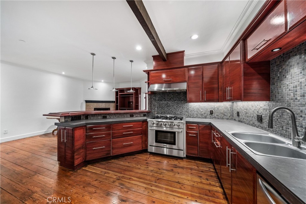 201 Avenida Cabrillo Unit J